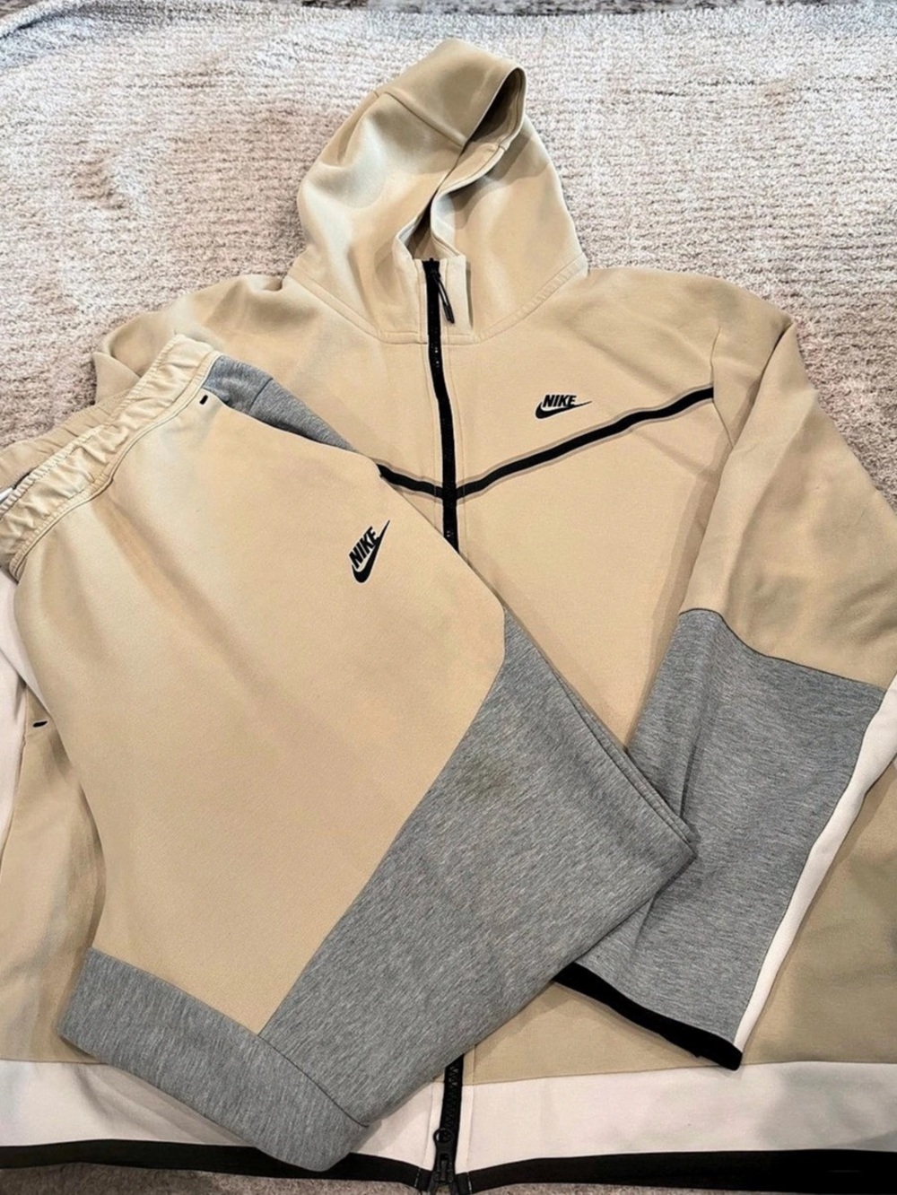 Nike Sportswear Tech Fleece Windrunner Full-Zip Hoodie and Pants Set Track Set